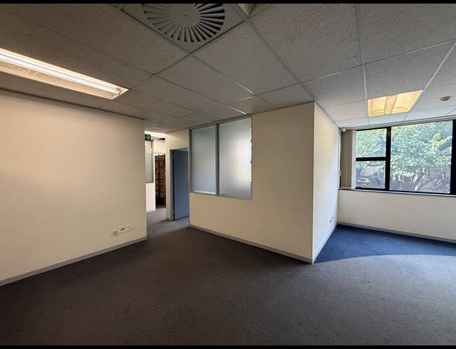 476M² OFFICE TO LET IN ROSEBANK